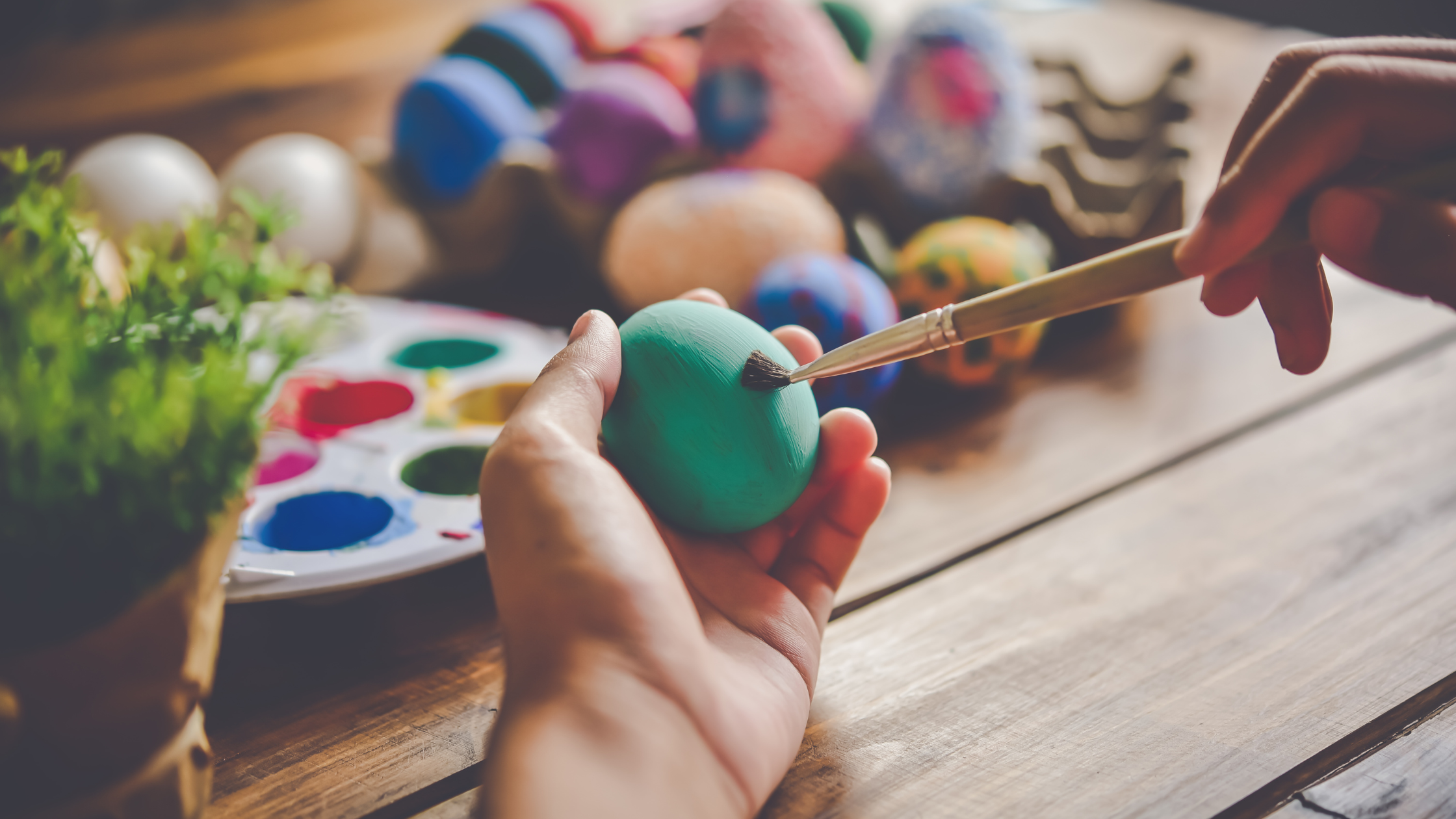Wooden Egg Craft Kit: Eco-Friendly Creative Fun!